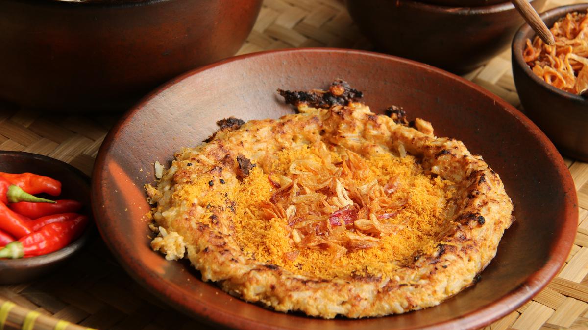 Sejarah Kerak Telor Betawi