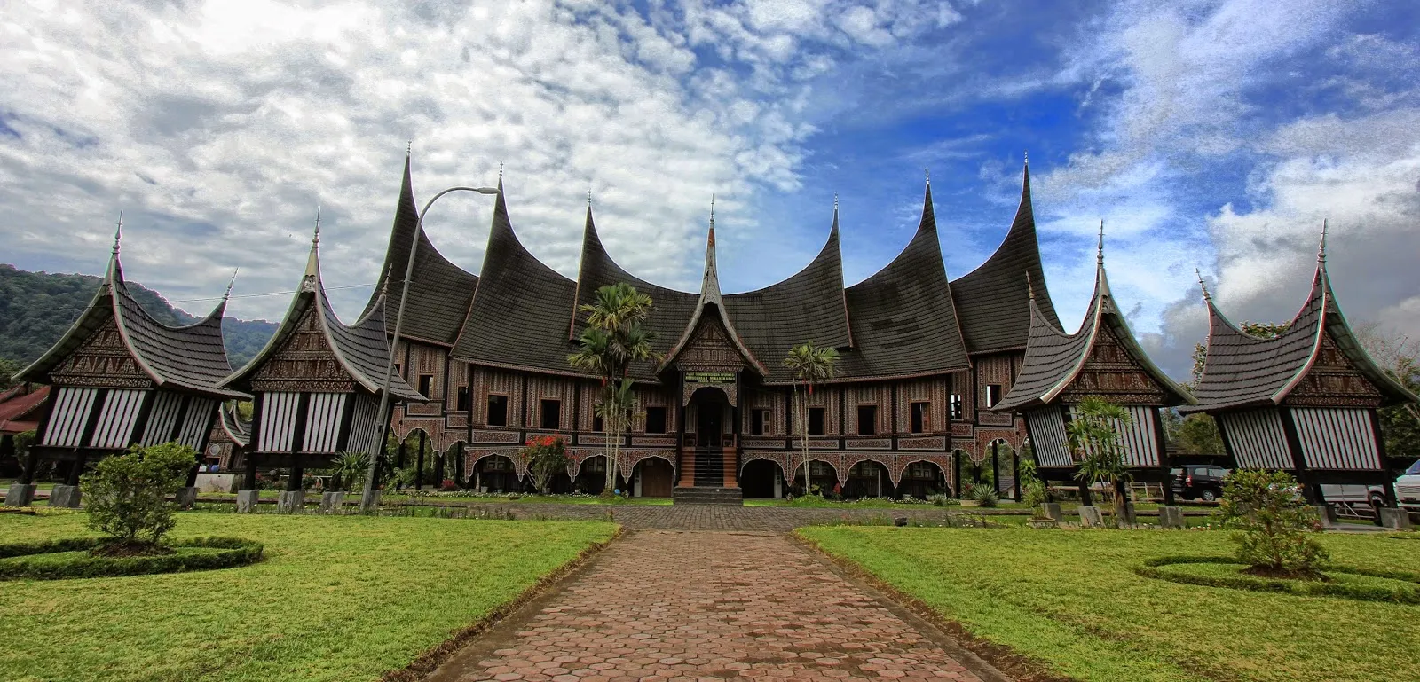 Rumah Gadang Minangkabau