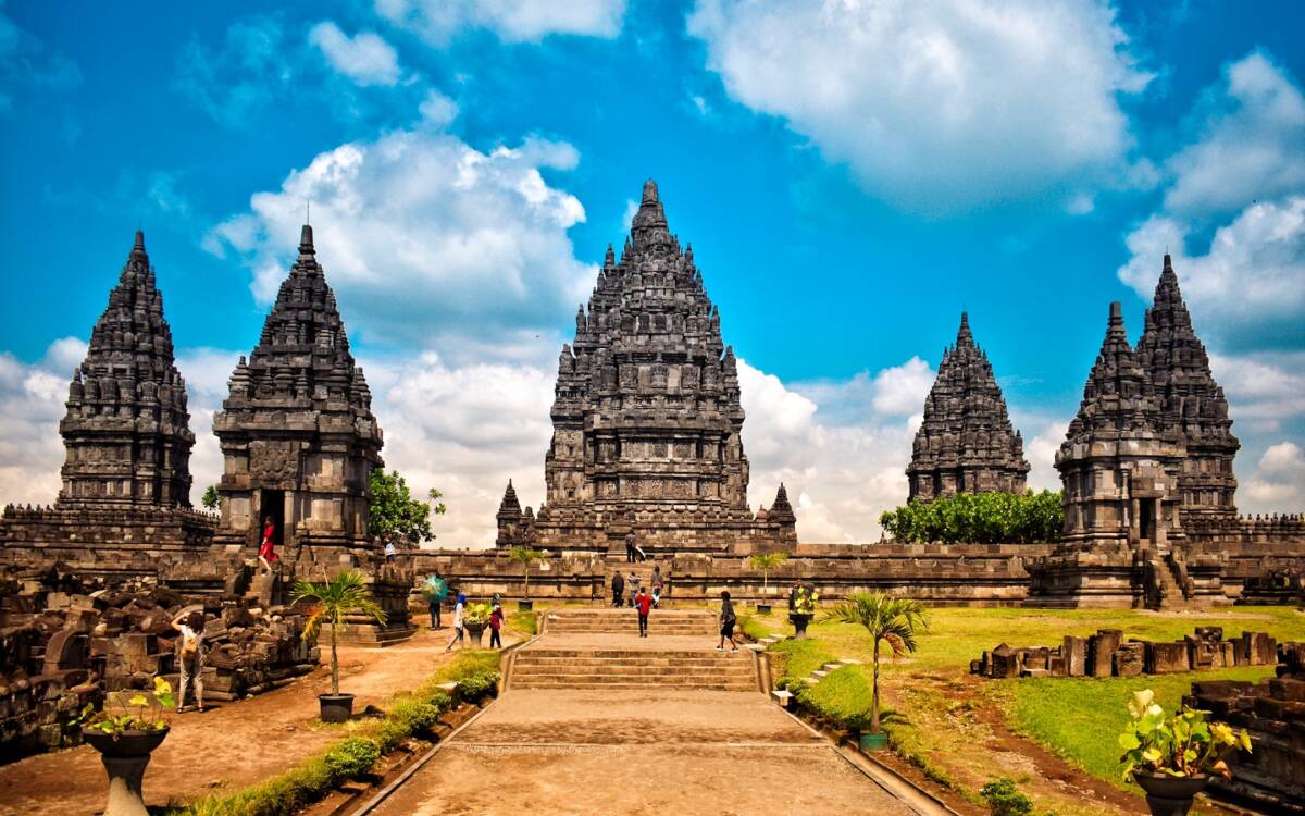 Wisata Prambanan